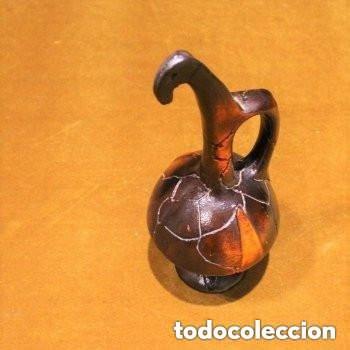 Antig&uuml;edades: &Aacute;nfora de madera tallada en una sola pieza. - Foto 1