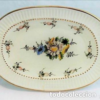 Antiguidades: Bandeja de cer&aacute;mica portuguesa de la marca Martan.Policromada con dibujos florales ...