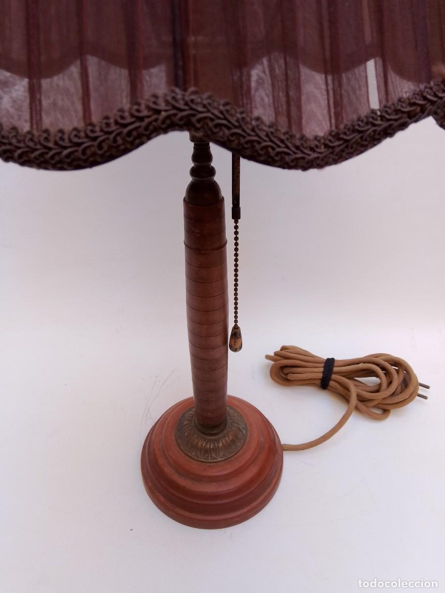 Antig&uuml;edades: lampara de mesa -baquelita- - Foto 2