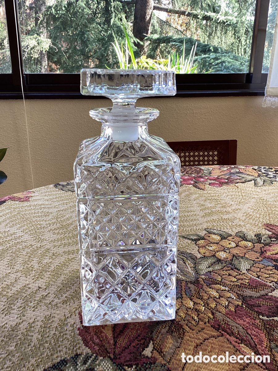 Antig&uuml;edades: Licorera de cristal tallado - Foto 4