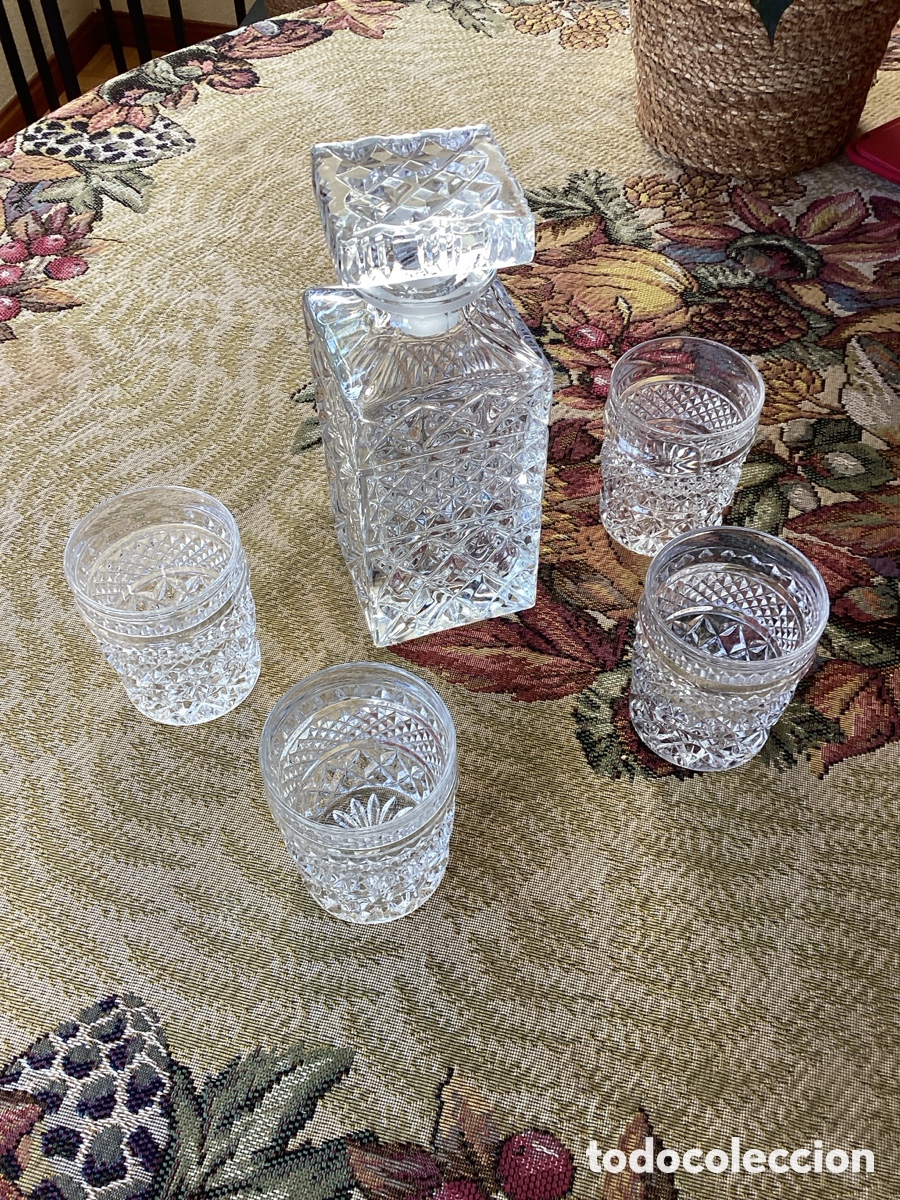 Antig&uuml;edades: Licorera de cristal tallado - Foto 1