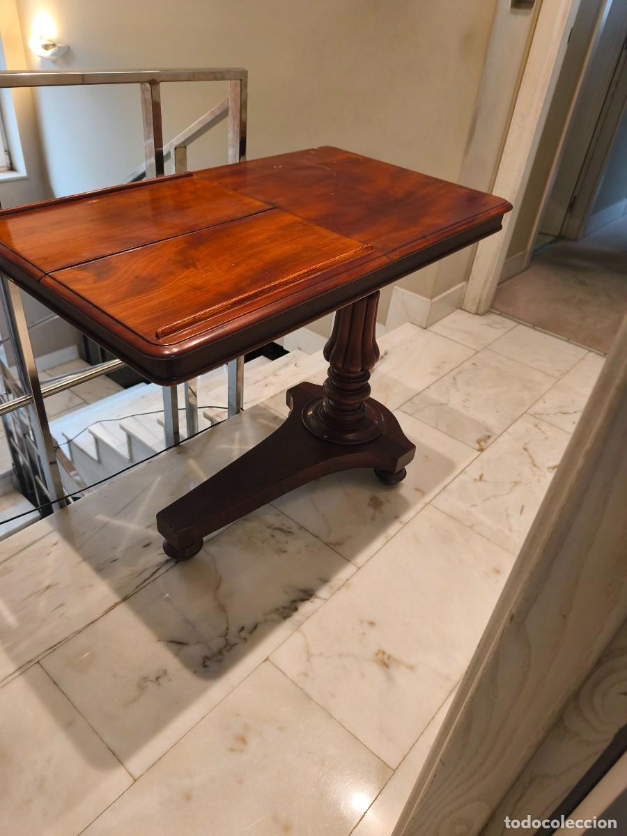 Antig&uuml;edades: Mesa auxiliar inglesa de caoba - Foto 1