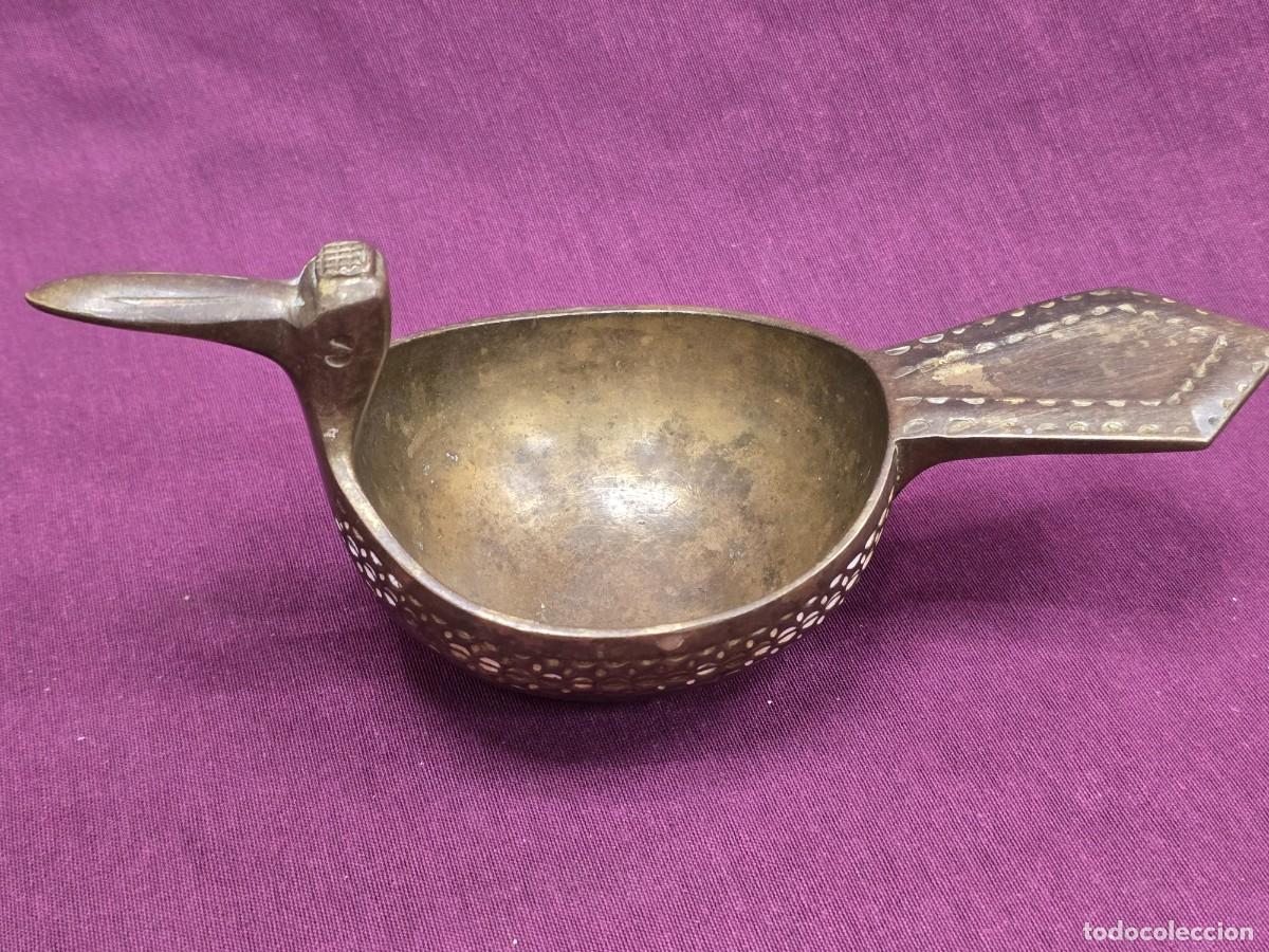 Antig&uuml;edades: CUENCO DE BRONCE EN FORMA DE PATO - Foto 1