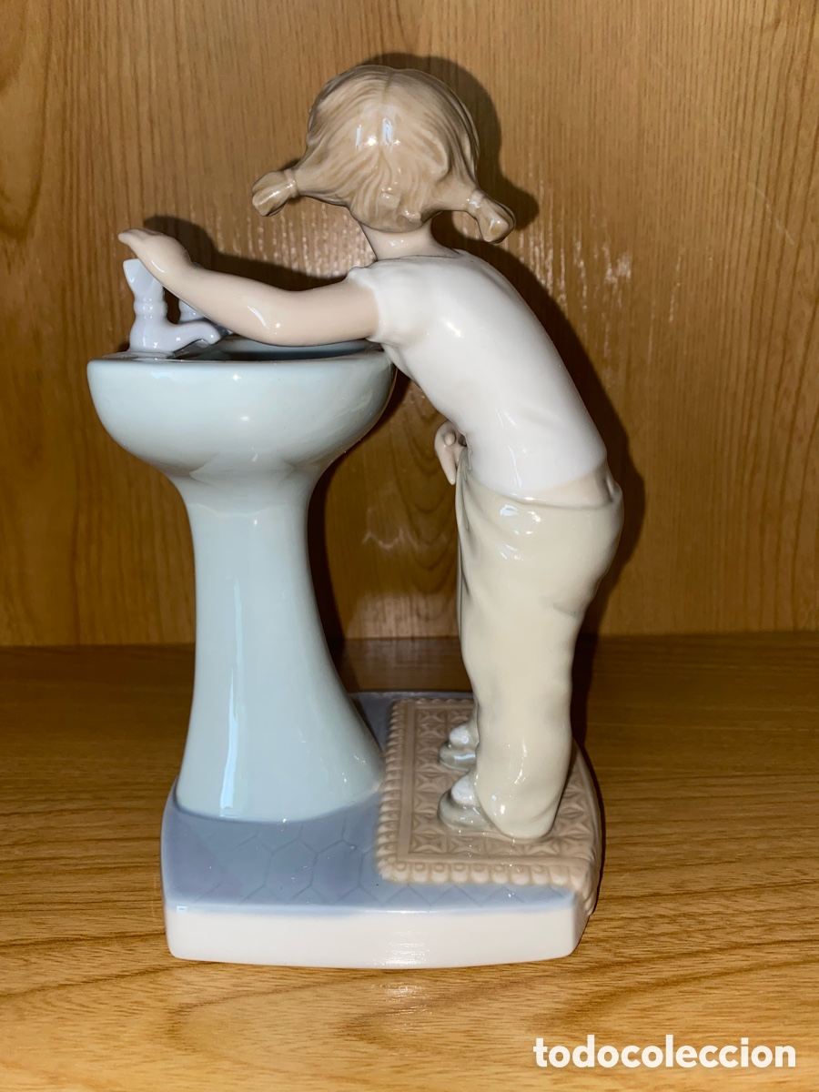 Antig&uuml;edades: Ni&ntilde;o en el lavabo de LLADRO - Foto 4