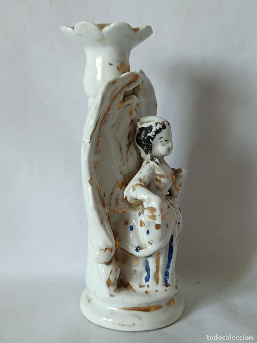 Antig&uuml;edades: Candelabro antiguo de porcelana - Foto 9