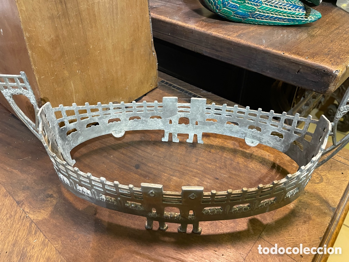 Antig&uuml;edades: Centro de mesa de metal con vidrio de 1920 - Foto 7