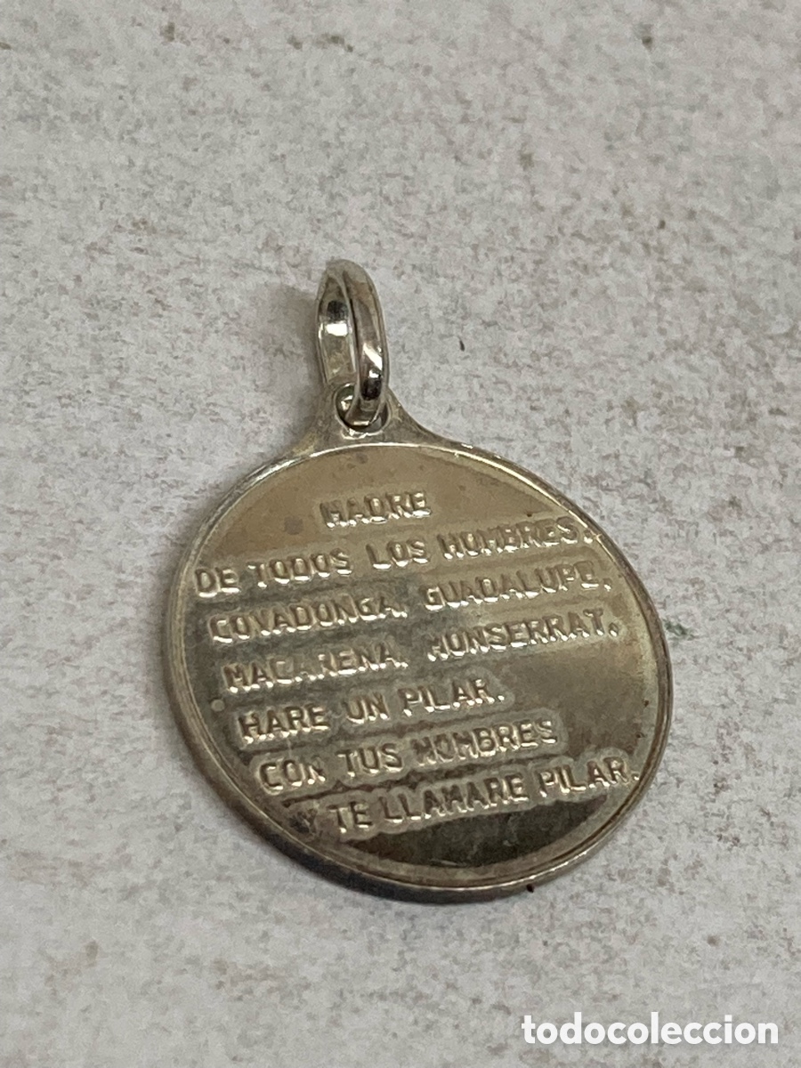 Antig&uuml;edades: Medalla de plata religiosa C498 - Foto 2