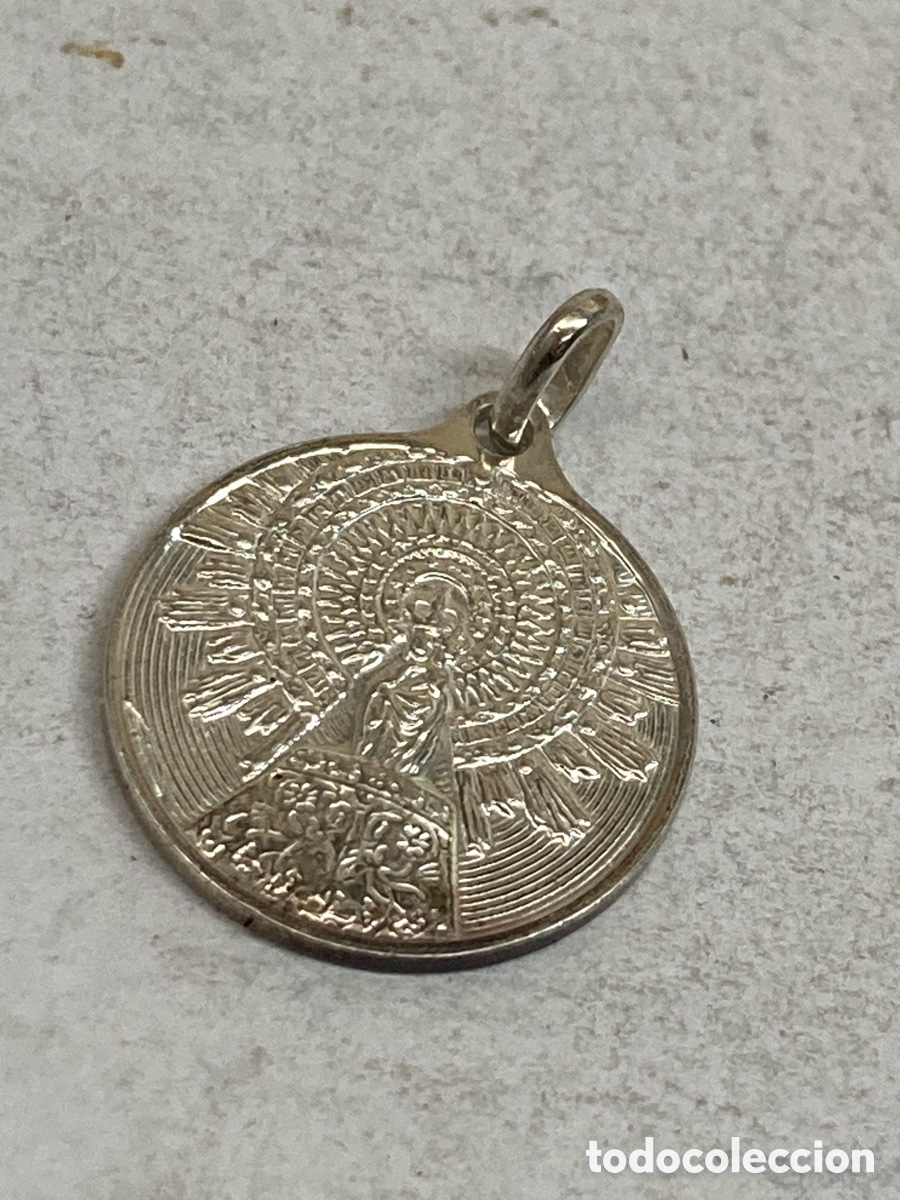 Antig&uuml;edades: Medalla de plata religiosa C498 - Foto 1
