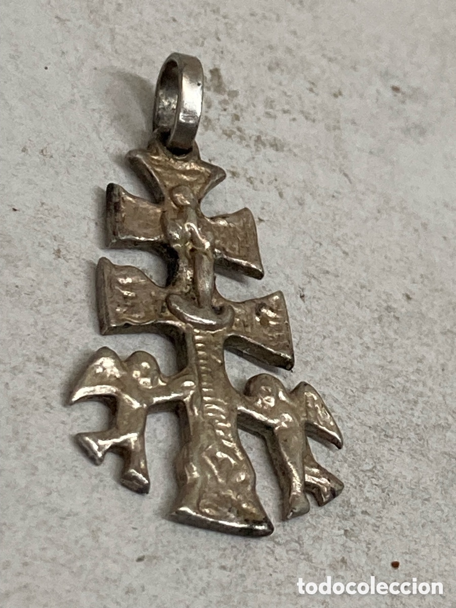 Antig&uuml;edades: Cruz de plata religiosa C497 - Foto 1