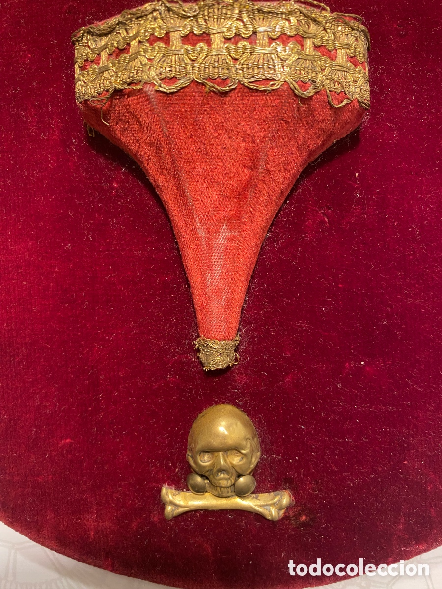 Antig&uuml;edades: Composici&oacute;n de Cristo Crucificado de plata dorada . - Foto 3