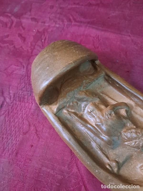 Antig&uuml;edades: BENDITERA DE BARRO, CRISTO EN EL CALVARIO - Foto 3