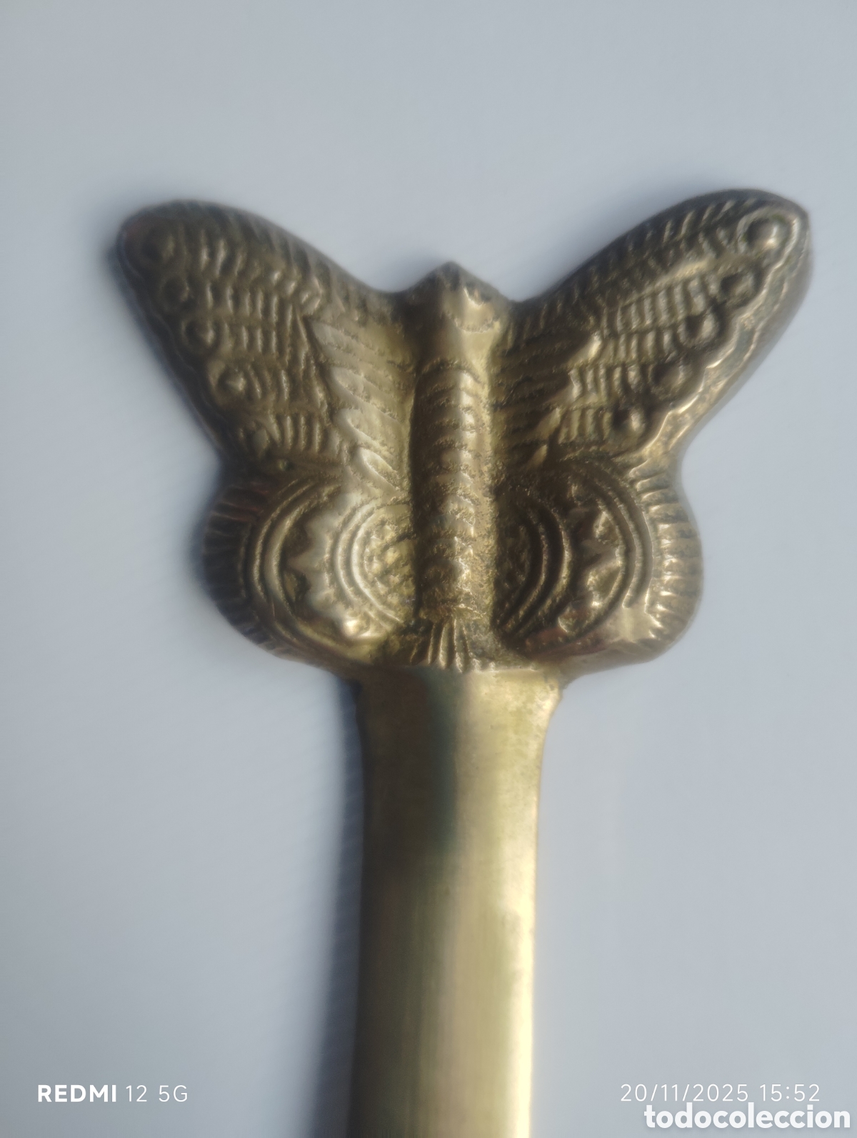 Antig&uuml;edades: Abrecartas de bronce mariposa 18 cm - Foto 2