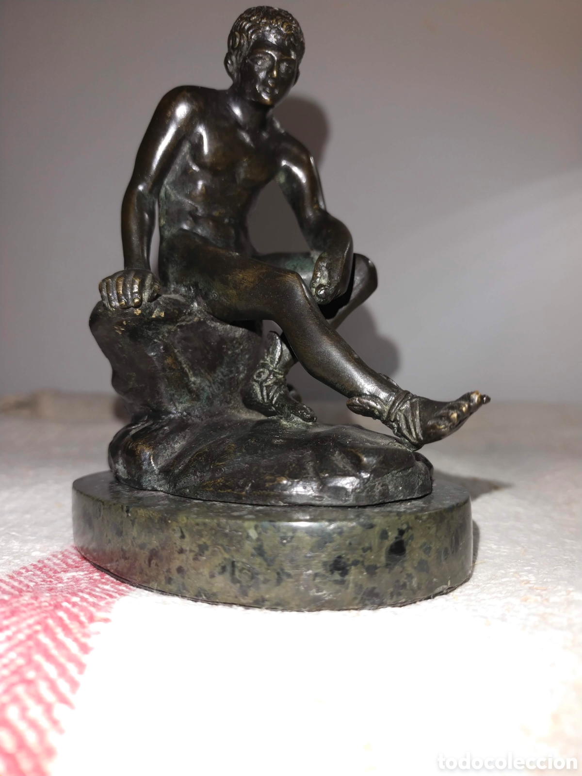 Antig&uuml;edades: Antigua figura en bronce - Foto 8