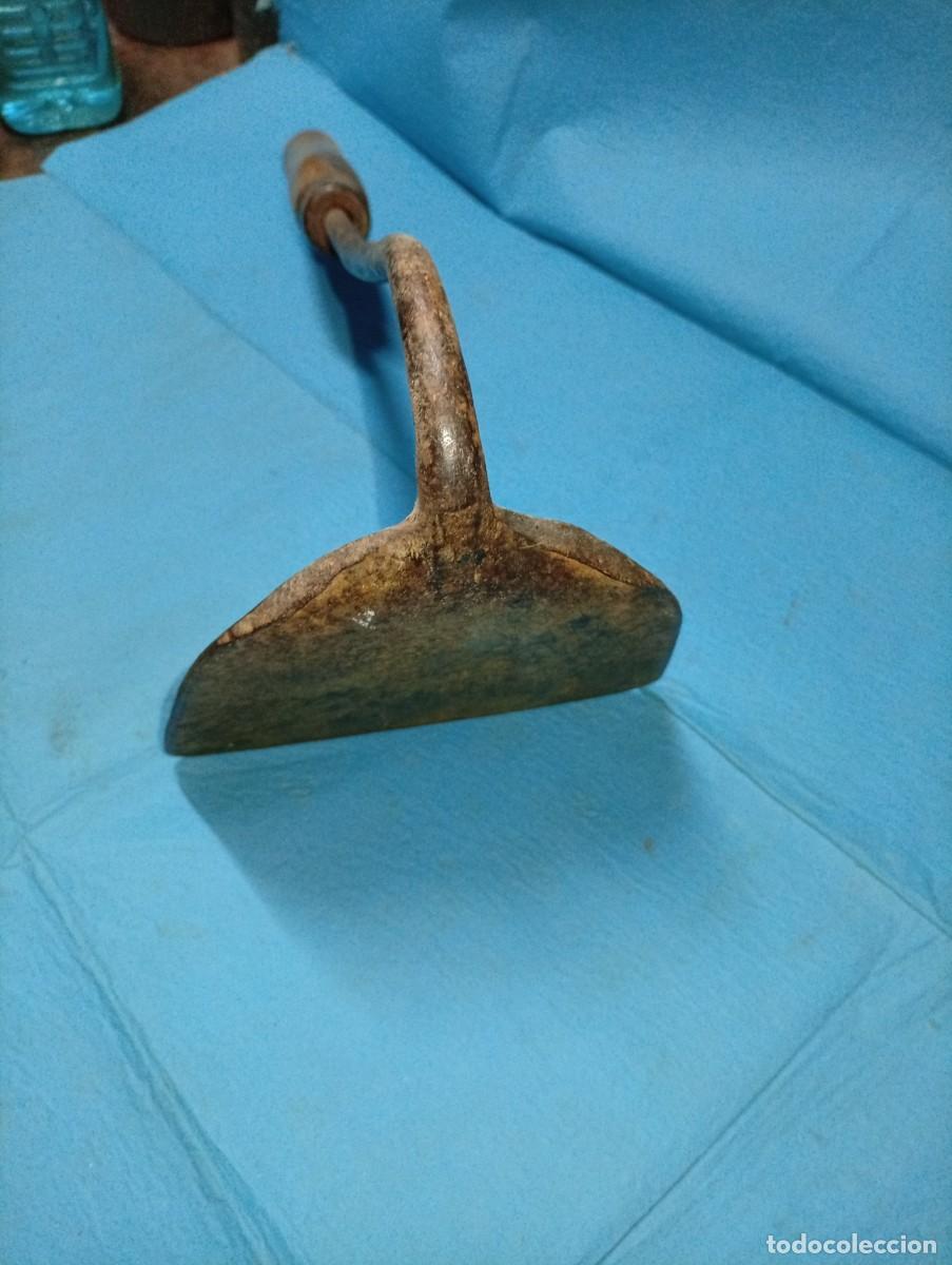 Antig&uuml;edades: ANTIGUO AMOCAFRE CON MANGO - Foto 2
