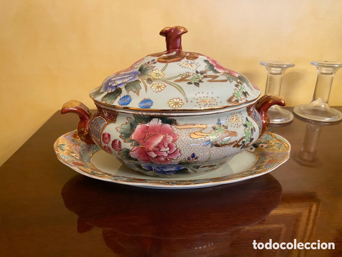 Antig&uuml;edades: Sopera de porcelana china - Foto 1