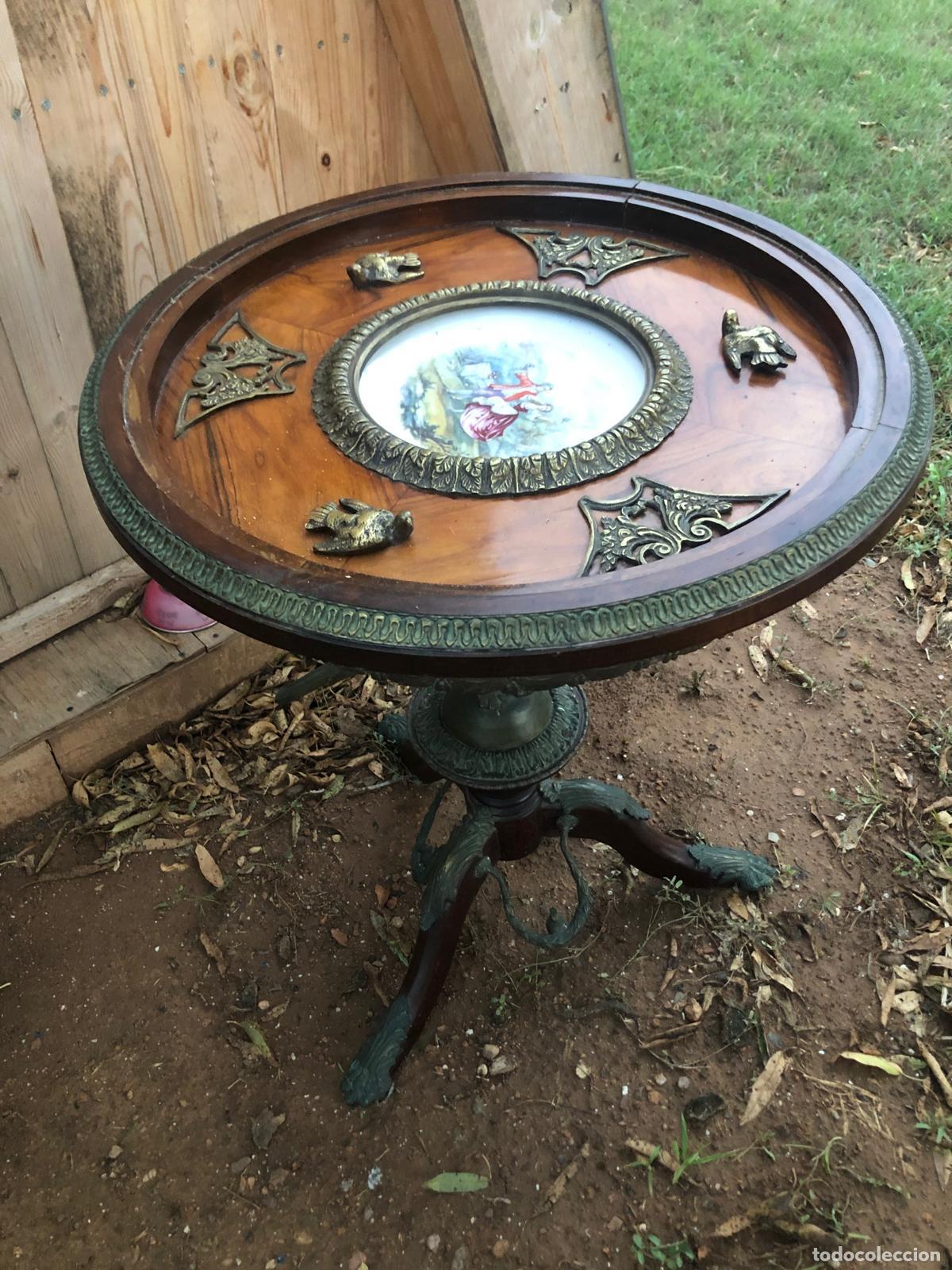Antig&uuml;edades: Mesa Napoleon III de &eacute;poca - Foto 1