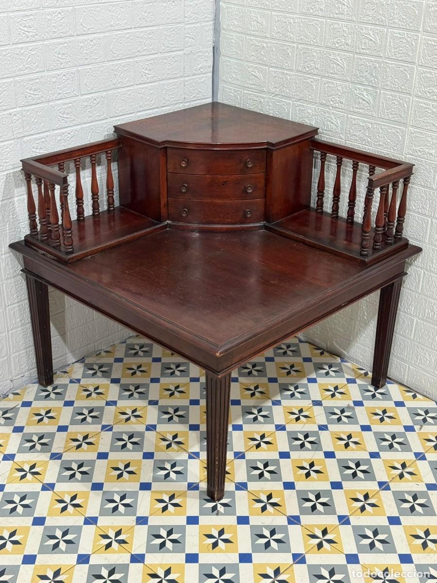Antig&uuml;edades: Mesa auxiliar de rinc&oacute;n - Foto 5