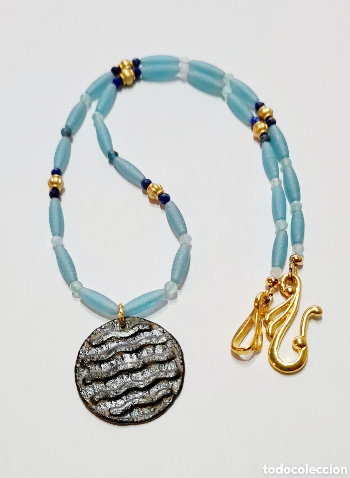 Antig&uuml;edades: Collar con colgante medieval - Foto 1