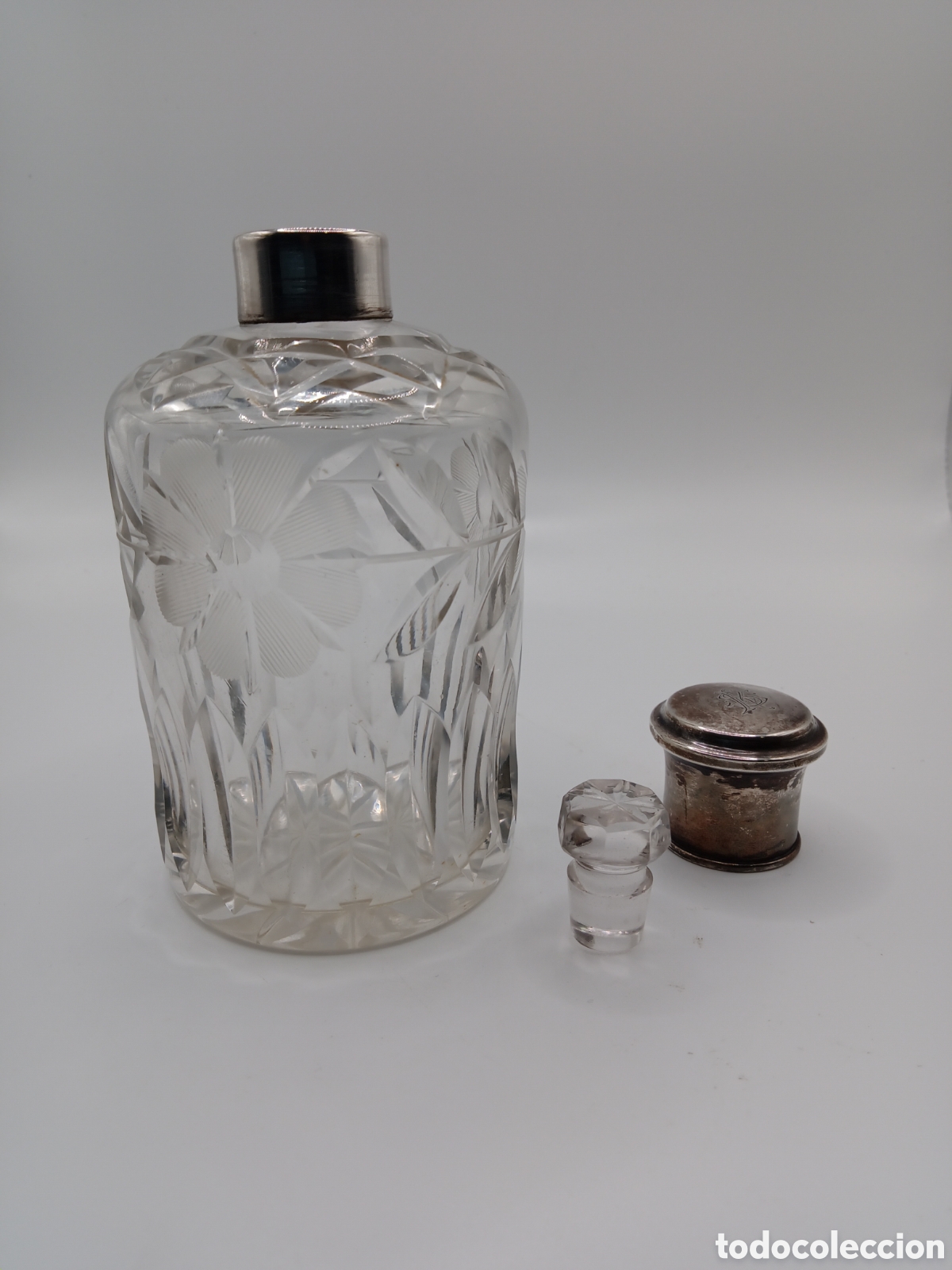 Antig&uuml;edades: Perfumero de cristal y plata - Foto 1