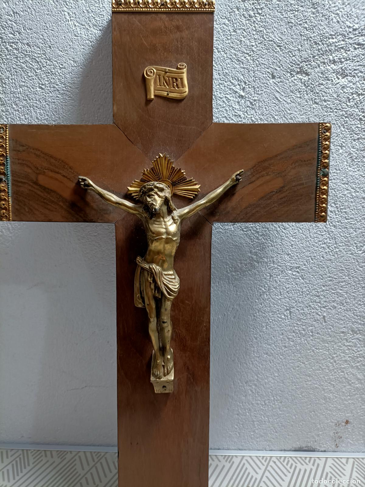 Antig&uuml;edades: Antiguo crucifijo de pared - Foto 2