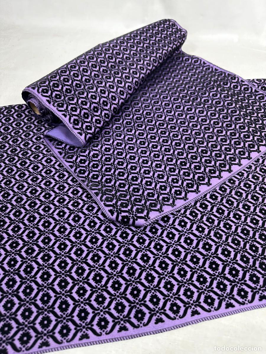 Antig&uuml;edades: Terciopelo de muestras morado - Foto 1