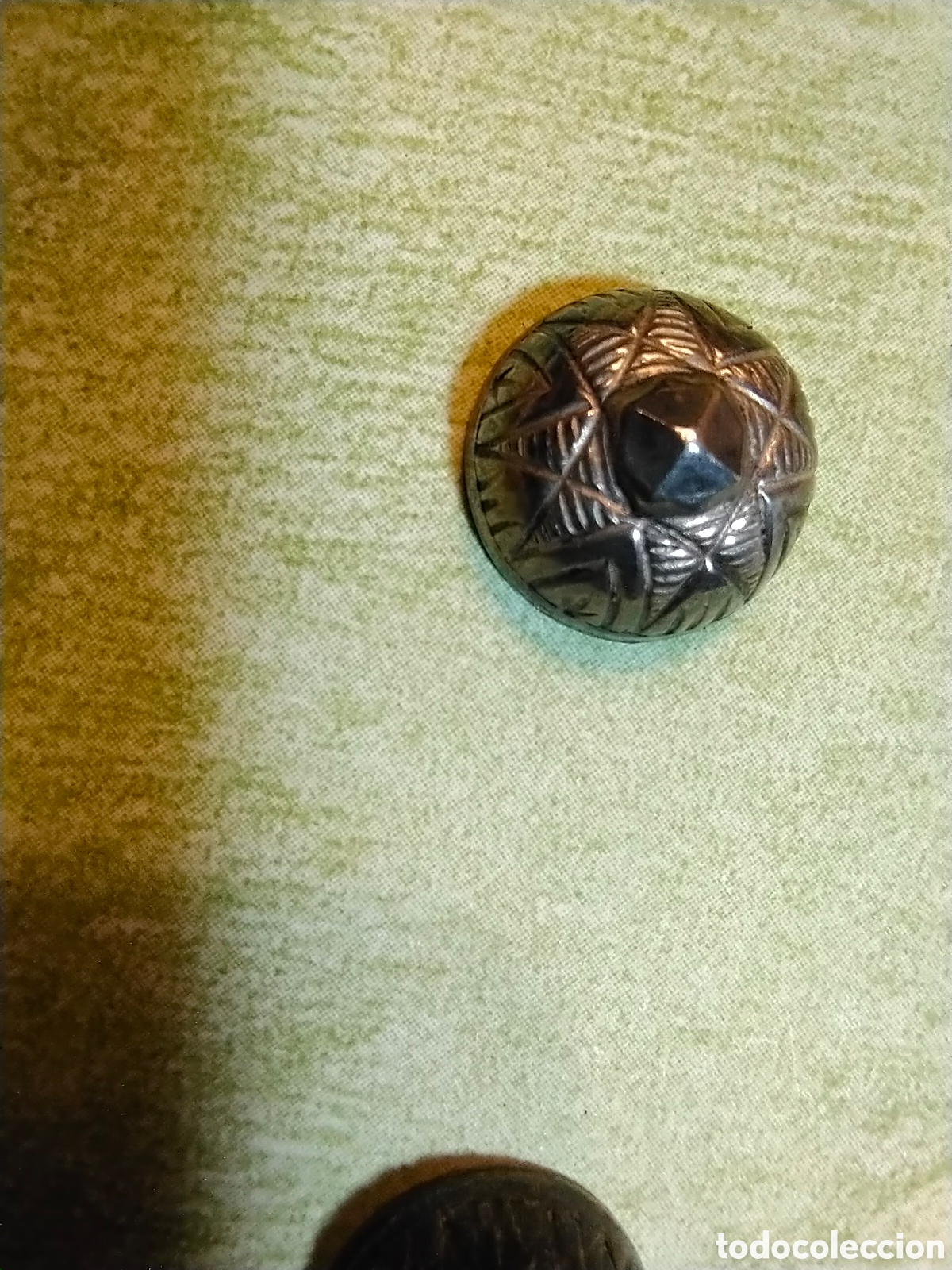 Antig&uuml;edades: Botones de plata son cinco - Foto 2