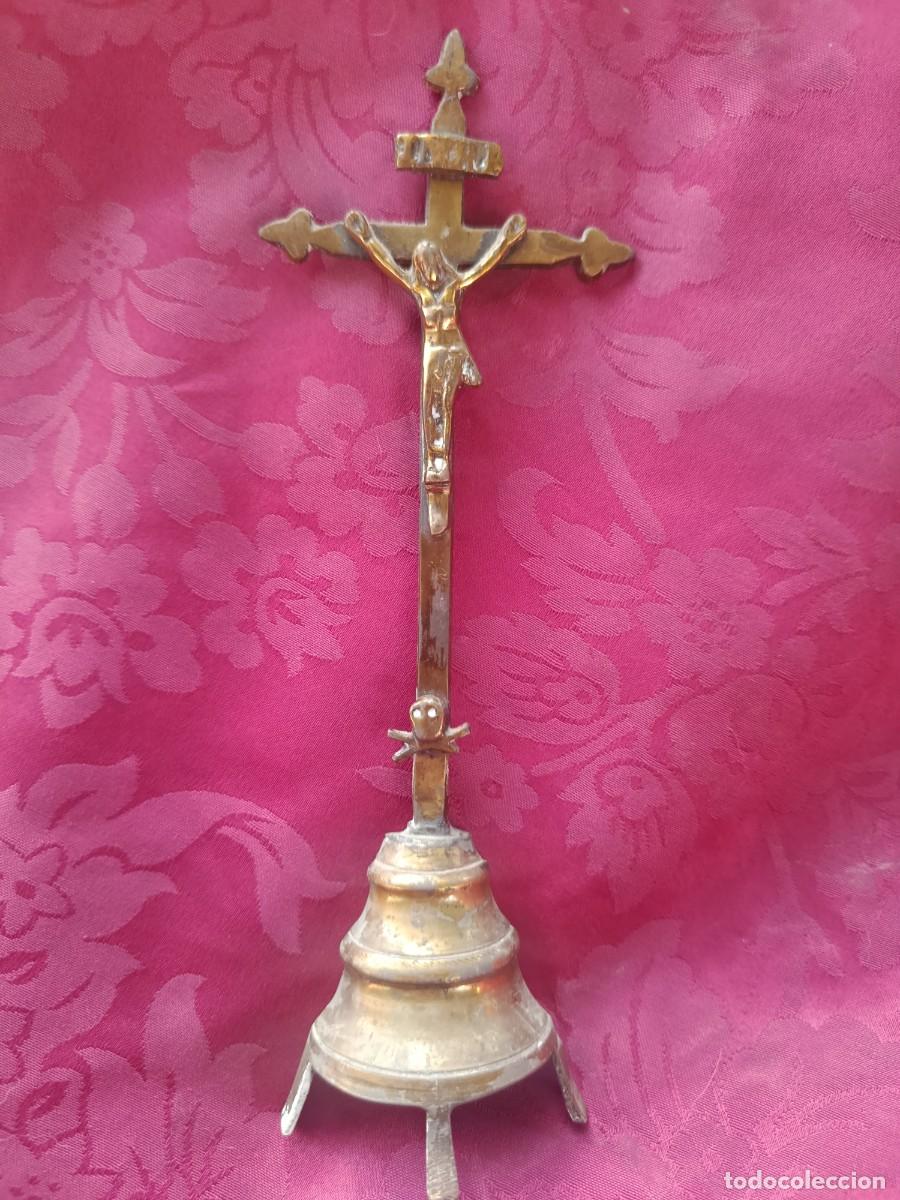 Antig&uuml;edades: Cruz de bronce, siglo XVIII - Foto 1