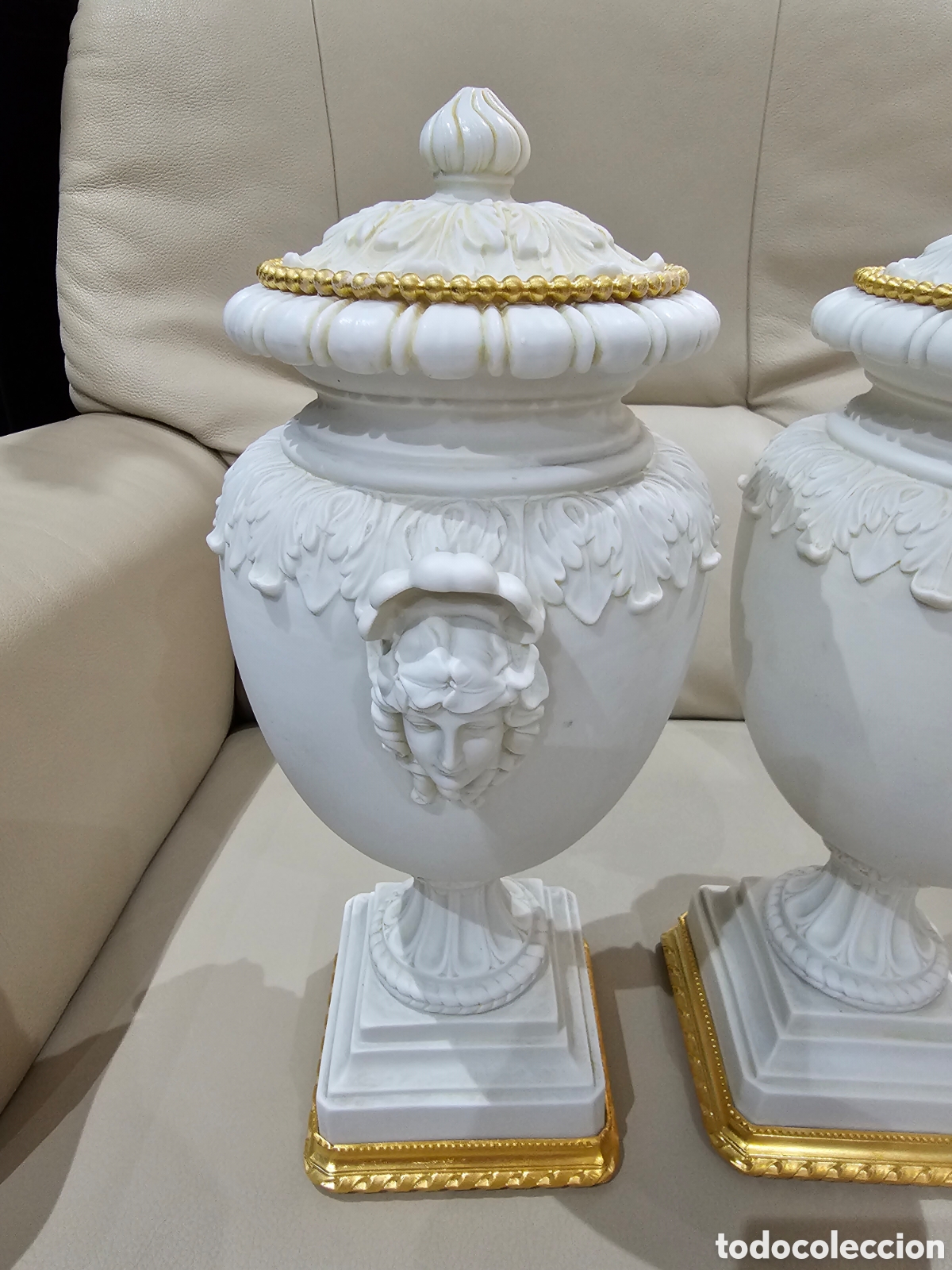 Antig&uuml;edades: PAREJA DE JARRONES DE BISCUIT Y BRONCE DORADO - Foto 10