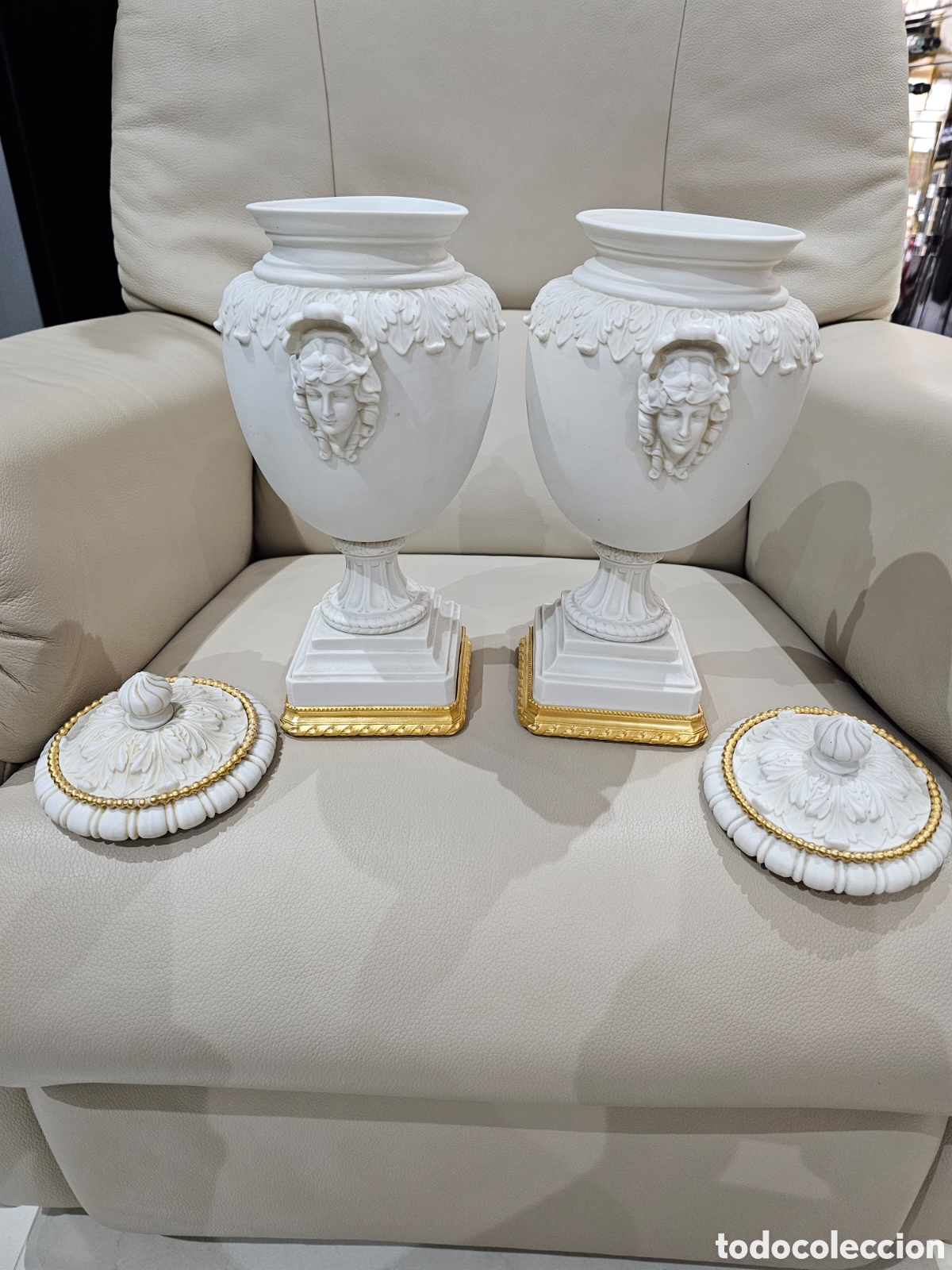 Antig&uuml;edades: PAREJA DE JARRONES DE BISCUIT Y BRONCE DORADO - Foto 12