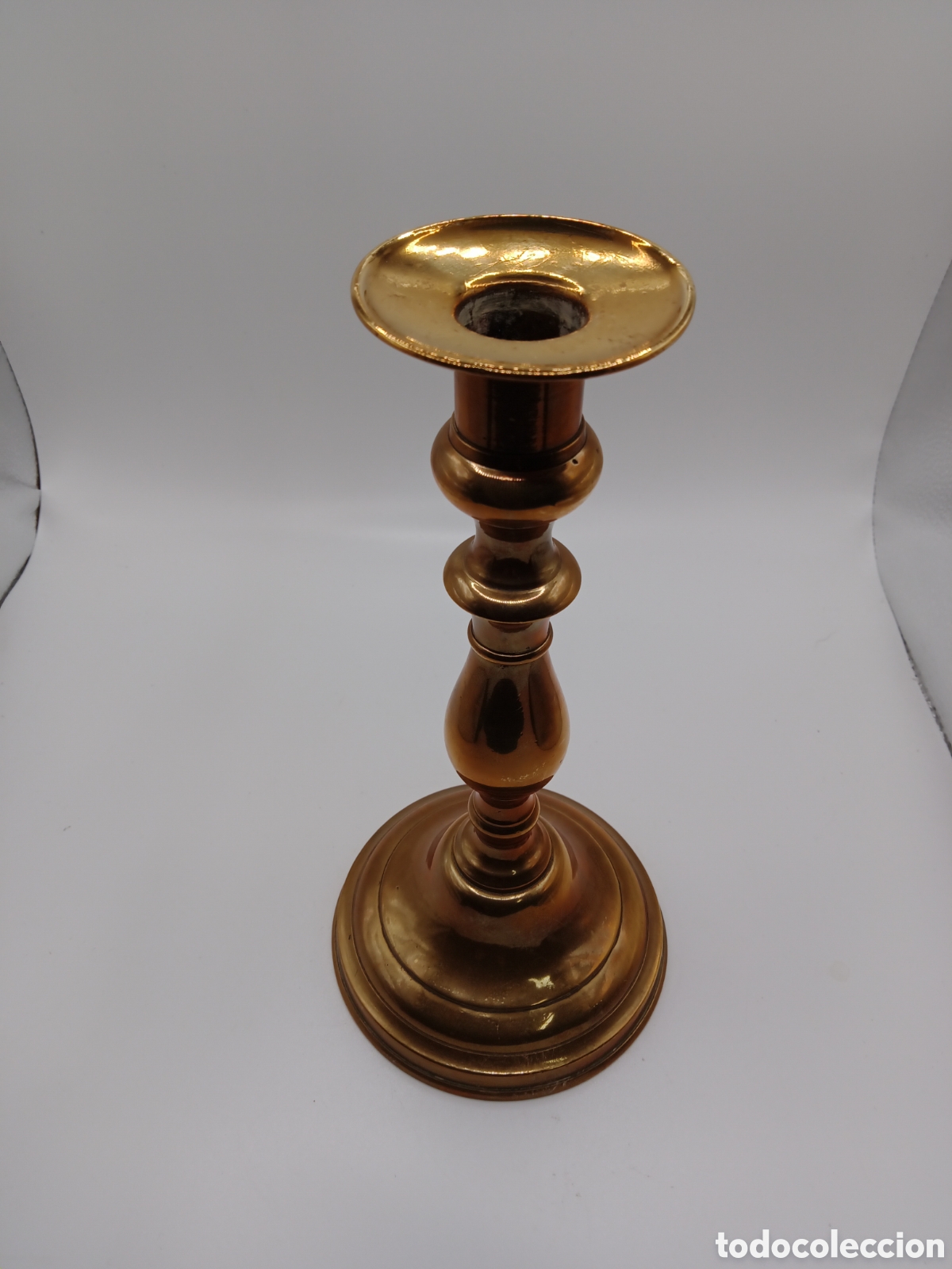 Antig&uuml;edades: Antiguo candelabro de bronce - Foto 1
