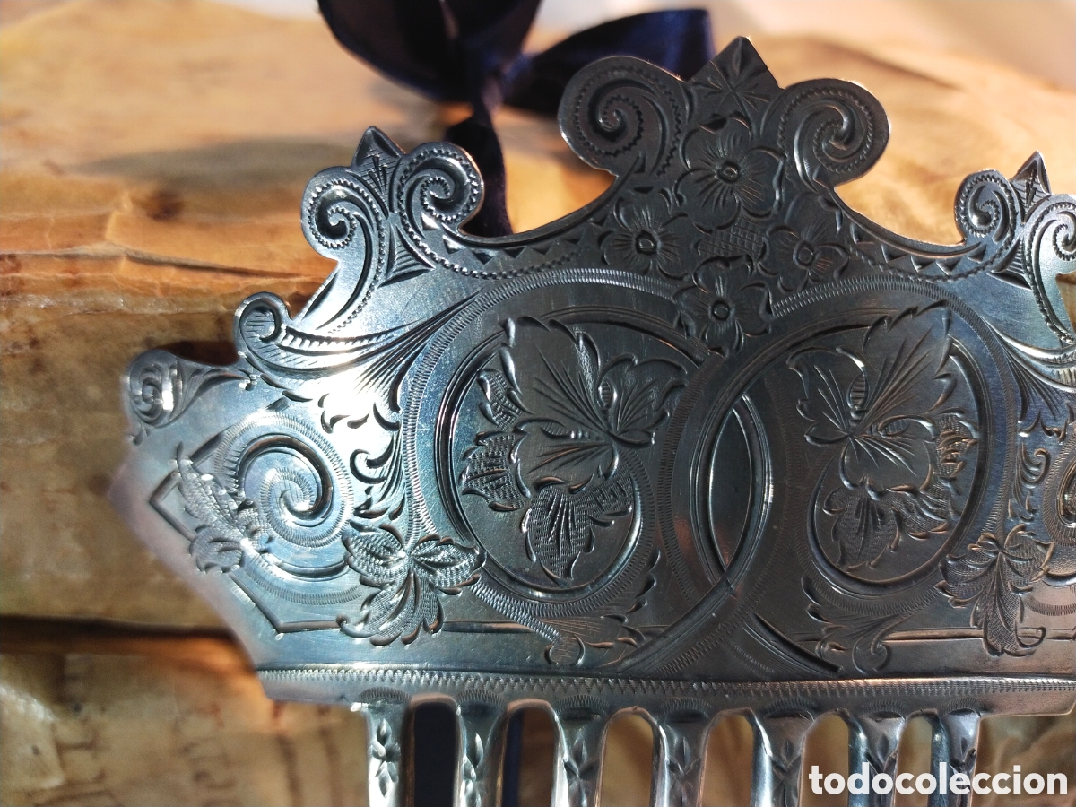 Antig&uuml;edades: Peineta de plata con cu&ntilde;os - Foto 3