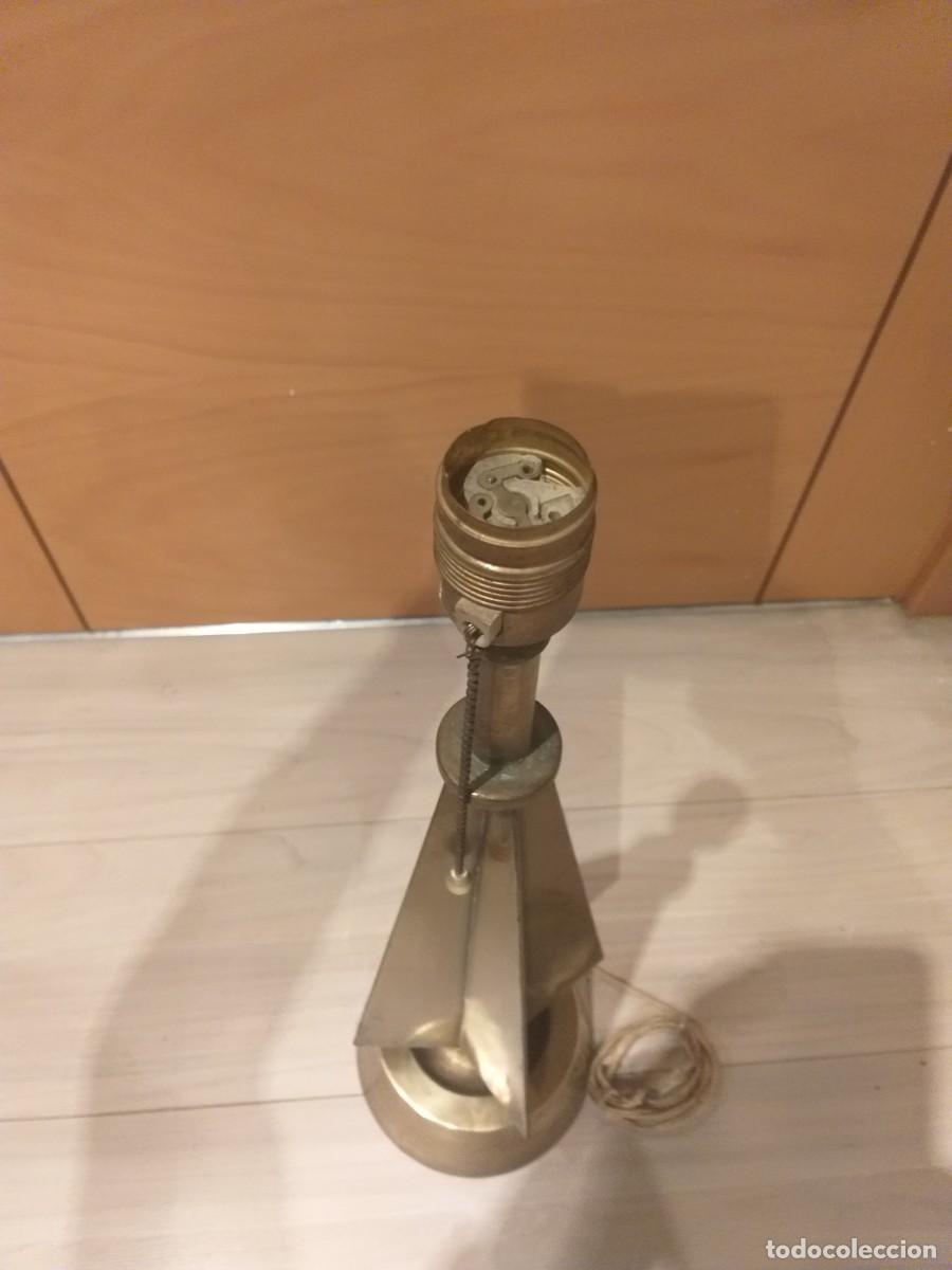 Antig&uuml;edades: L&aacute;mpara de mesa Art Dec&oacute; dorada - Foto 1