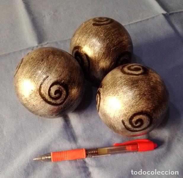 Antig&uuml;edades: Bolas decorativas de plastico - Foto 1