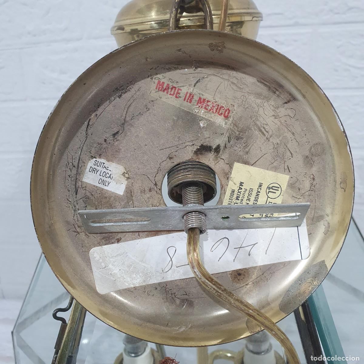 Antig&uuml;edades: Farol de lat&oacute;n con cristales biselados - Foto 3