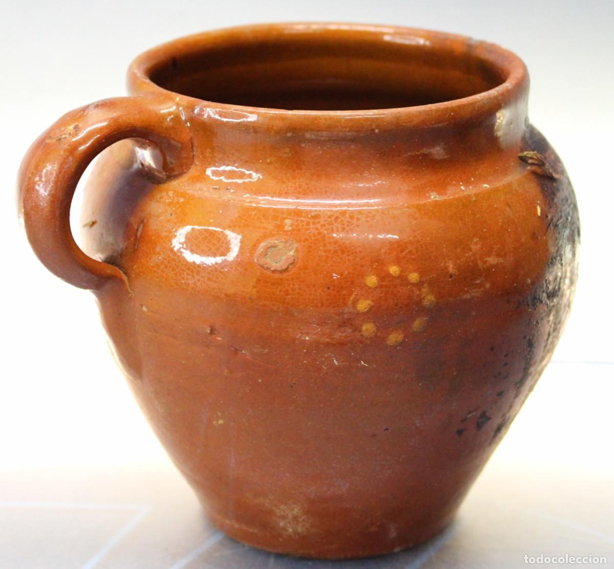 Antig&uuml;edades: Peque&ntilde;a y antigua olla de barro. - Foto 4