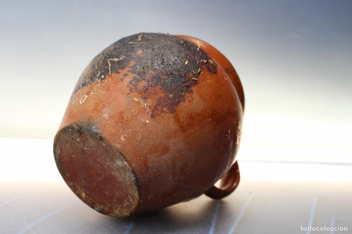 Antig&uuml;edades: Peque&ntilde;a y antigua olla de barro. - Foto 5