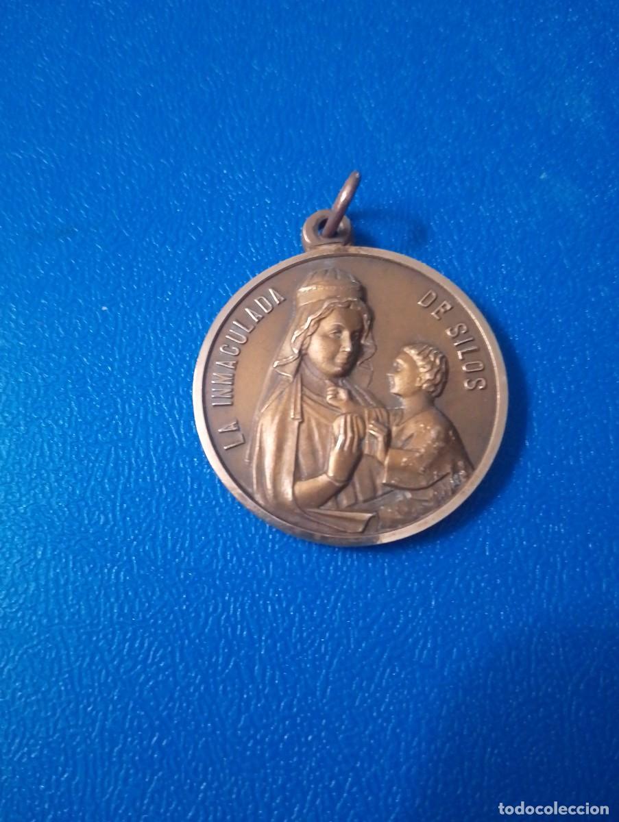 Antig&uuml;edades: Antigua medalla de bronce La Inmaculada de Silos - Foto 1