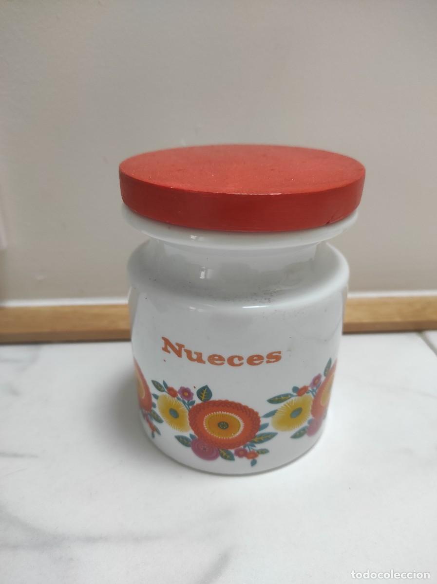 Antig&uuml;edades: Bote de cer&aacute;mica corty nueces - Foto 1