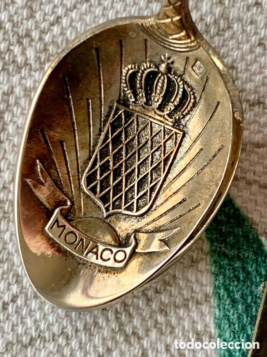 Antig&uuml;edades: Cuchara de recuerdo M&oacute;naco con relieve - Foto 2