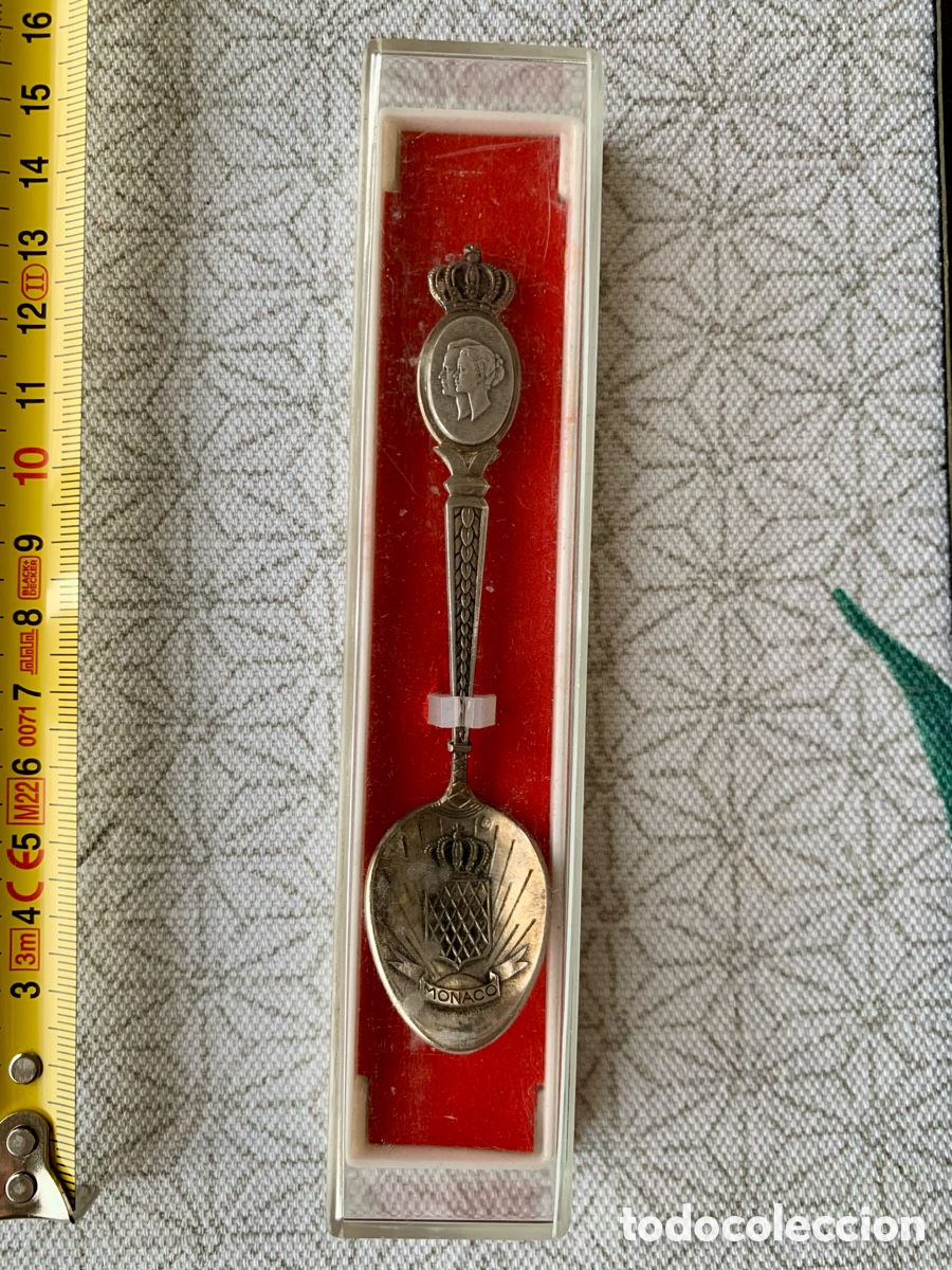 Antig&uuml;edades: Cuchara de recuerdo M&oacute;naco con relieve - Foto 6