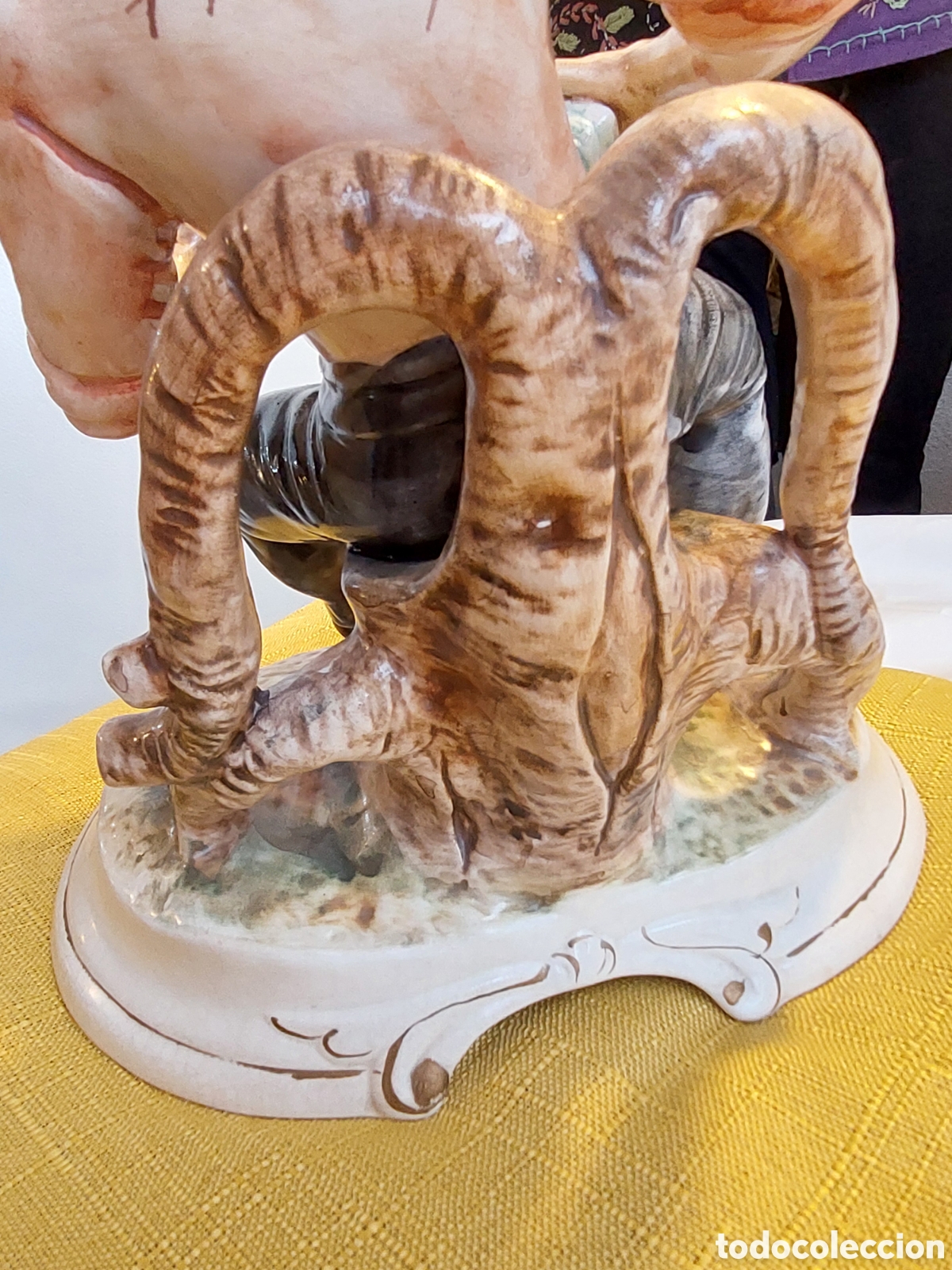 Antig&uuml;edades: Hombre del acorde&oacute;n. Capodimonte. - Foto 8