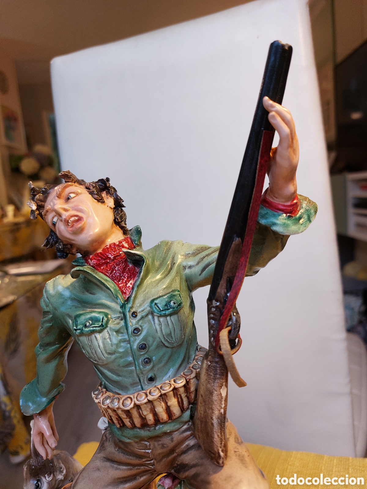 Antig&uuml;edades: Cazador. Capodimonte - Foto 5