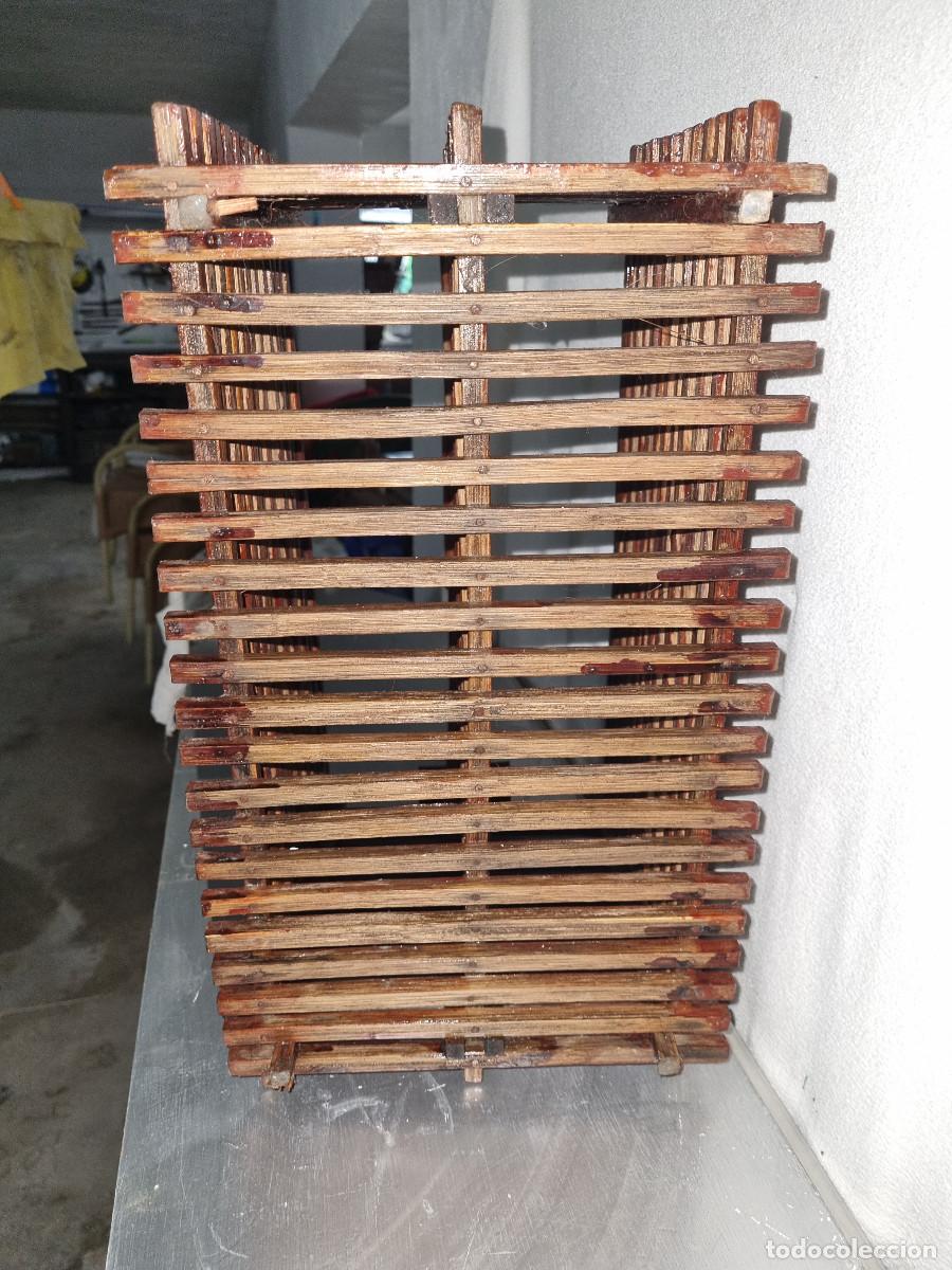 Antig&uuml;edades: REVISTERO VINTAGE EN MADERA - Foto 11