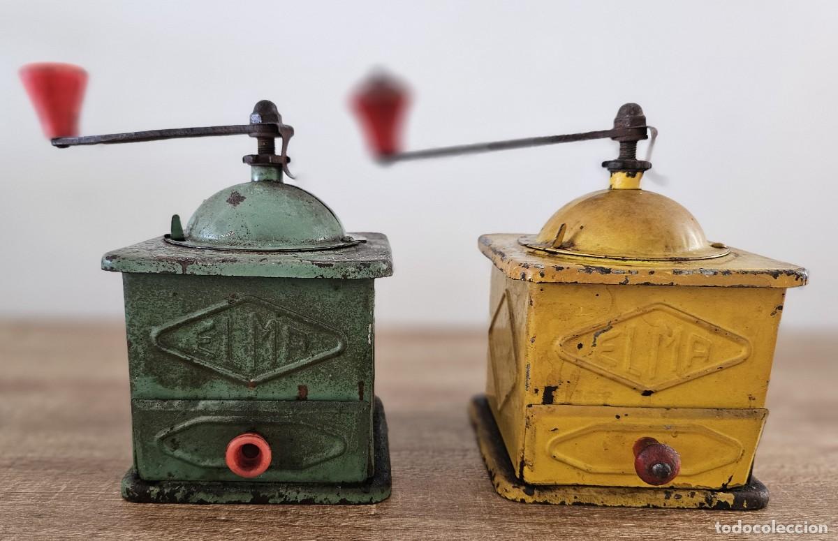 Antig&uuml;edades: MOLINILLO ELMA DE CAF&Eacute; - LOTE DE DOS AMARILLO Y VERDE - CHAPA
