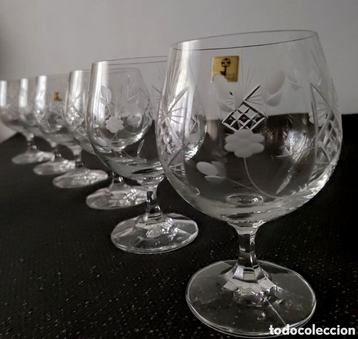Antig&uuml;edades: 6 COPAS CRISTAL TALLADO + HIELERA DIE GLAS SCHATULLE, ALEMANIA