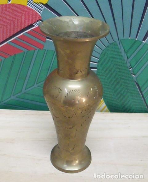 Antig&uuml;edades: Jarr&oacute;n Florero Bronce 14 cm - Foto 2