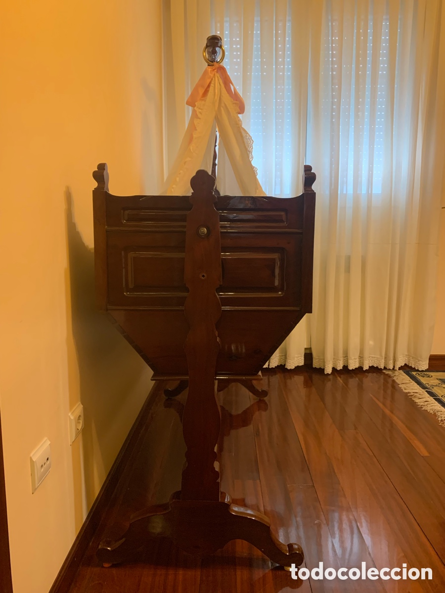 Antig&uuml;edades: CUNA DE CAOBA DE CUBA - Foto 2