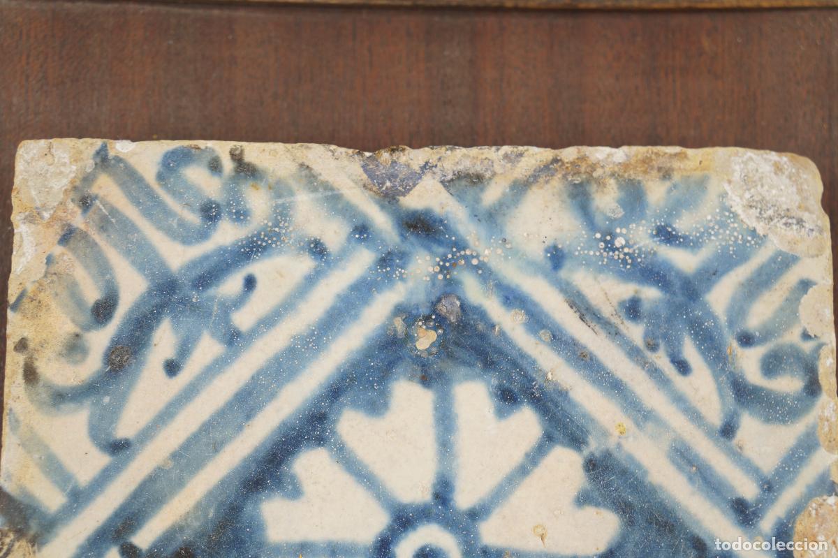 Antig&uuml;edades: Azulejo g&oacute;tico de Manises, siglo XV - Foto 5