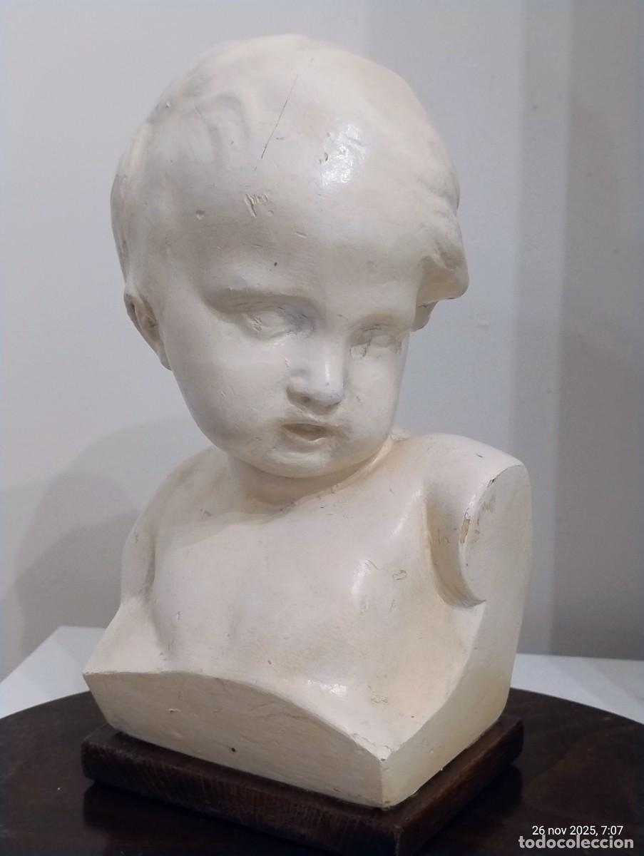 Antig&uuml;edades: ANTIGUO BUSTO NI&Ntilde;O EN ESTUCO - Foto 1