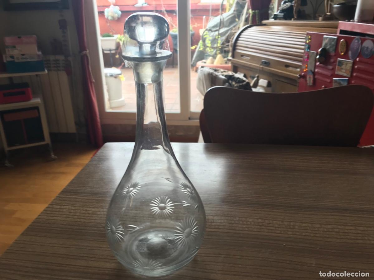 Antig&uuml;edades: Licorera Cristal tallada - Foto 1